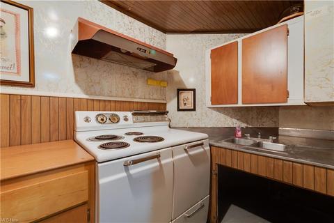1547 Corrib Ave NW, Canton, OH 44708 photo 20
