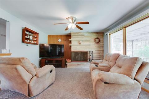 1547 Corrib Ave NW, Canton, OH 44708 photo 2