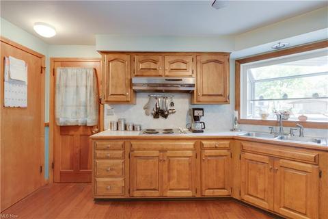 1547 Corrib Ave NW, Canton, OH 44708 photo 6
