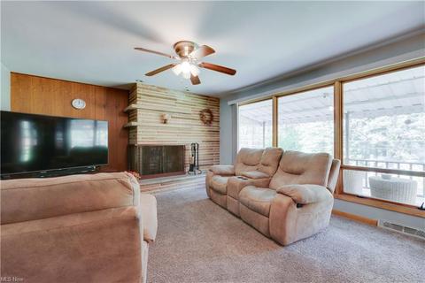 1547 Corrib Ave NW, Canton, OH 44708 photo 3