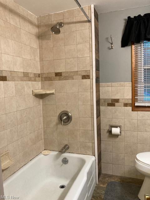 2499 Edwin Ave, Akron, OH 44314 photo 14
