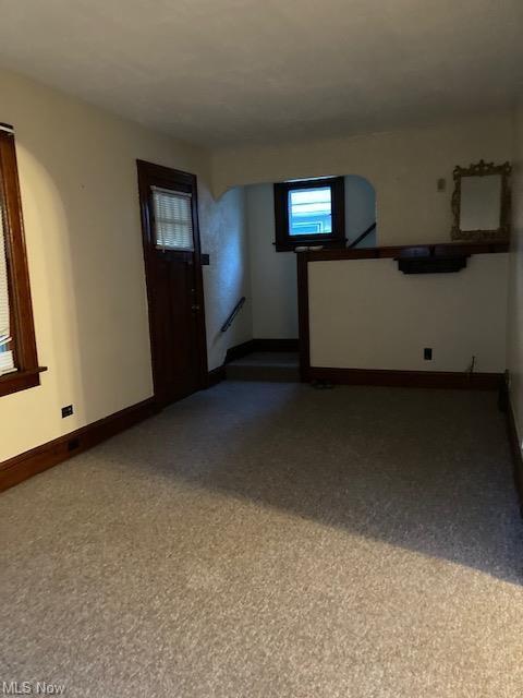 2499 Edwin Ave, Akron, OH 44314 photo 9