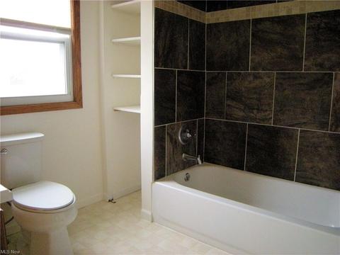 310 Bellflower Ave NW, Canton, OH 44708 photo 16