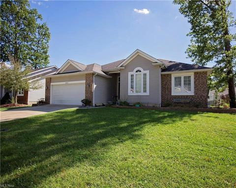 40015 Ryan Ct, Elyria, OH 44035 photo 2