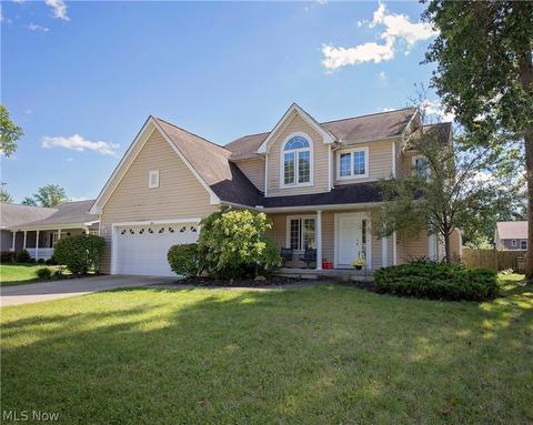 39083 Ryan Ct, Elyria, OH 44035 photo 3