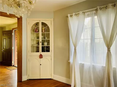 9016 Snow Rd, Parma, OH 44130 photo 25