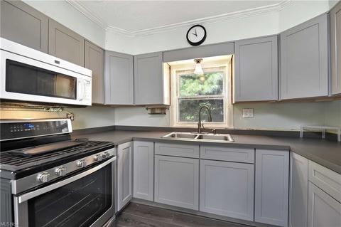 247 Ohio St, Elyria, OH 44035 photo 21