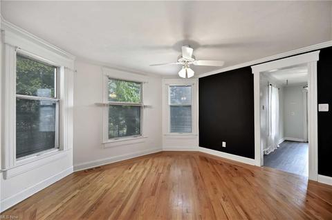 247 Ohio St, Elyria, OH 44035 photo 6