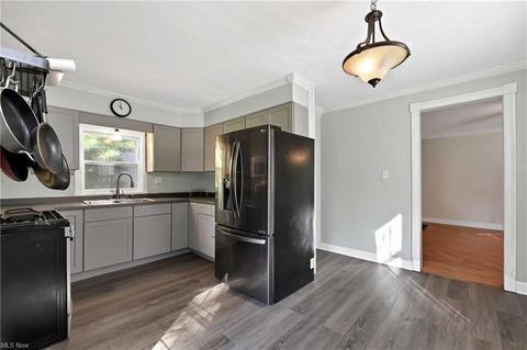 247 Ohio St, Elyria, OH 44035 photo 24