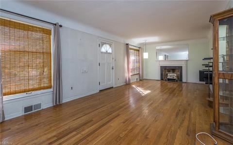 1850 E 223rd St, Euclid, OH 44117 photo 7
