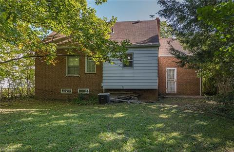 1850 E 223rd St, Euclid, OH 44117 photo 3