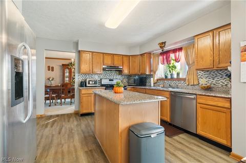 3085 Wickford Ave NW, Canton, OH 44708 photo 10