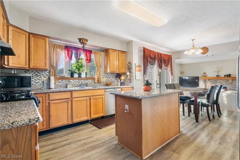 3085 Wickford Ave NW, Canton, OH 44708 photo 11