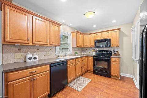 4949 Barrie St NW, Canton, OH 44708 photo 9