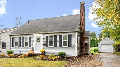 4949 Barrie St NW, Canton, OH 44708 photo 1