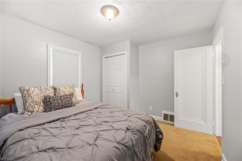 4949 Barrie St NW, Canton, OH 44708 photo 11