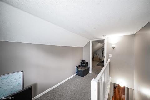 21418 Raymond St, Maple Heights, OH 44137 photo 18