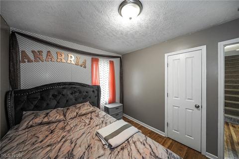 21418 Raymond St, Maple Heights, OH 44137 photo 14