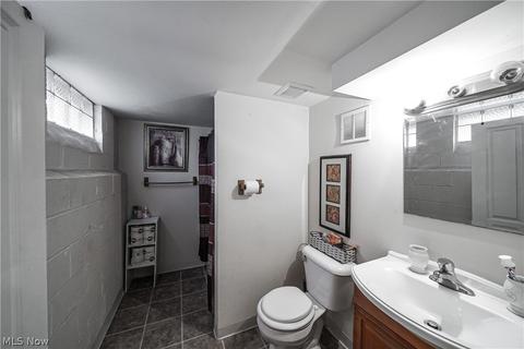 21418 Raymond St, Maple Heights, OH 44137 photo 23