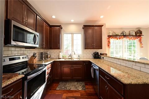 304 Garfield Dr, Lagrange, OH 44050 photo 10