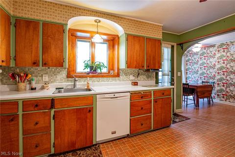 1231 E River St, Elyria, OH 44035 photo 11