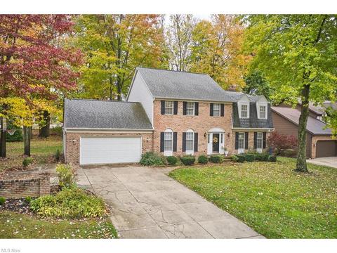 169 Brookrun Dr, Copley, OH 44321 photo 2