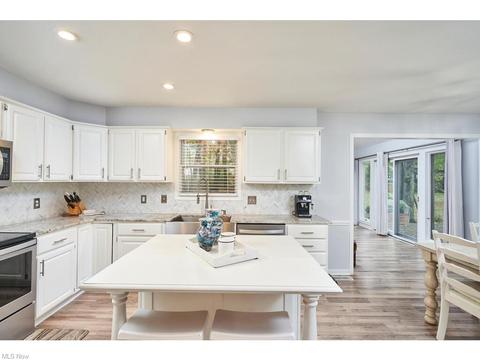 169 Brookrun Dr, Copley, OH 44321 photo 9