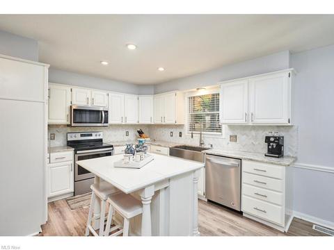 169 Brookrun Dr, Copley, OH 44321 photo 11