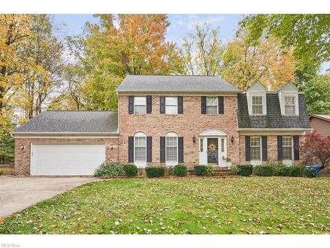 169 Brookrun Dr, Copley, OH 44321 photo 1