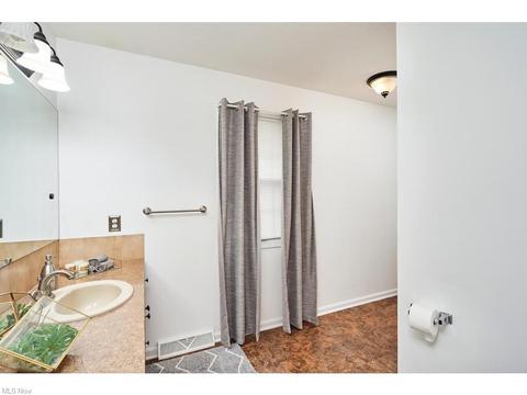 169 Brookrun Dr, Copley, OH 44321 photo 23