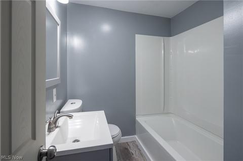 3300 Root Ave NE, Canton, OH 44705 photo 15