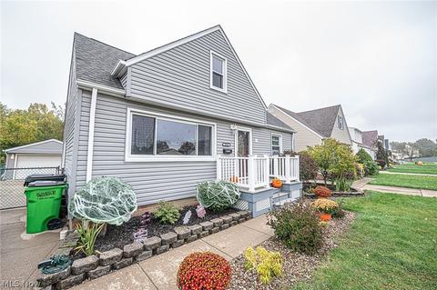 32223 Dickerson Rd, Willowick, OH 44095 photo 3
