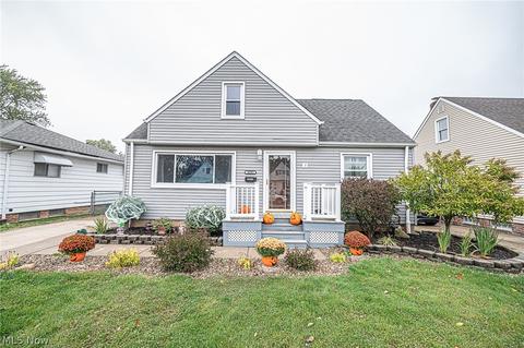 32223 Dickerson Rd, Willowick, OH 44095 photo 1