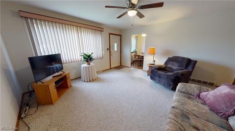 1817 Drenik Dr, Wickliffe, OH 44092 photo 4
