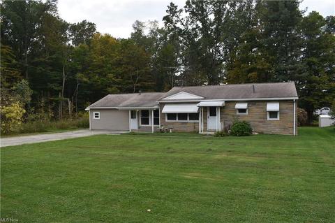 3909 Rosalind Dr, Rootstown, OH 44272 photo 1