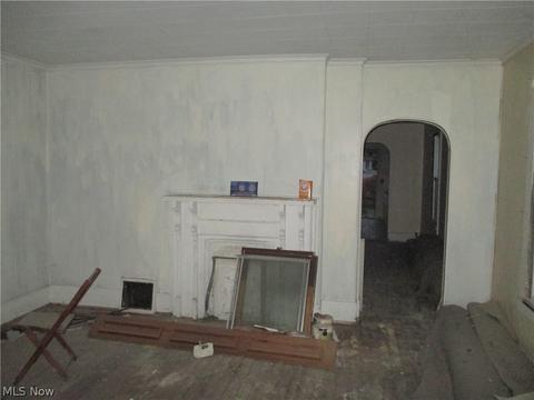 35 Morrison St, Struthers, OH 44471 photo 9