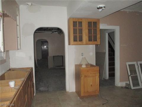 35 Morrison St, Struthers, OH 44471 photo 6