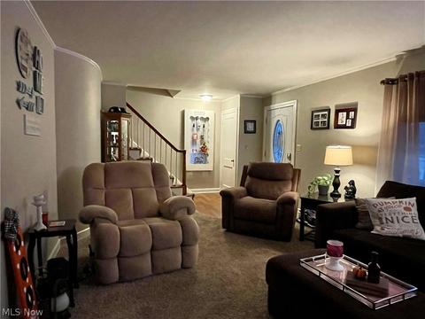 83 Melbourne Ave, Boardman, OH 44512 photo 3