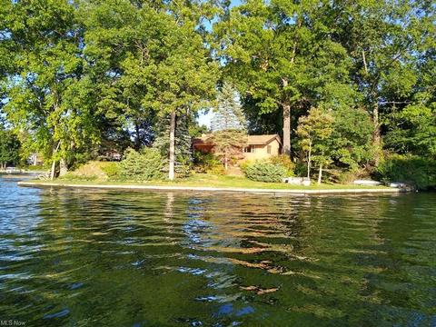 79 Whitefriars Dr, Akron, OH 44319 photo 33