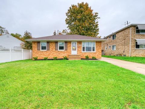 6301 Ridge Rd, Parma, OH 44129 photo 1