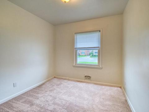 6301 Ridge Rd, Parma, OH 44129 photo 12