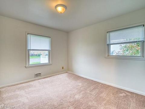 6301 Ridge Rd, Parma, OH 44129 photo 14