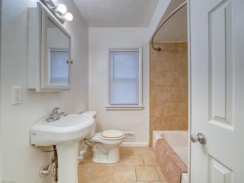 6301 Ridge Rd, Parma, OH 44129 photo 19