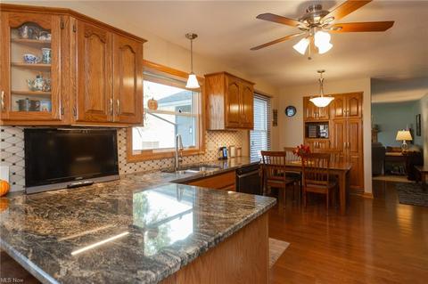 182 Green Garden Dr, Boardman, OH 44512 photo 7