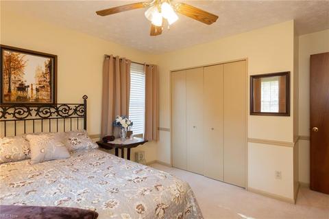 182 Green Garden Dr, Boardman, OH 44512 photo 26