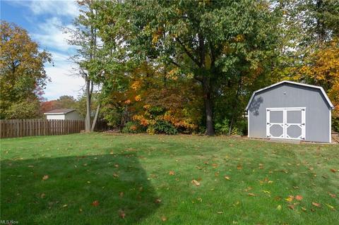 182 Green Garden Dr, Boardman, OH 44512 photo 32