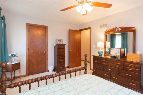 182 Green Garden Dr, Boardman, OH 44512 photo 28