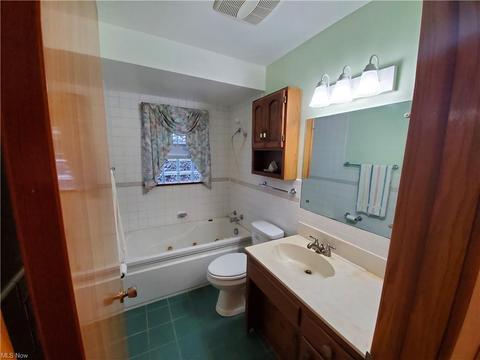 514 Spring St, Struthers, OH 44471 photo 10