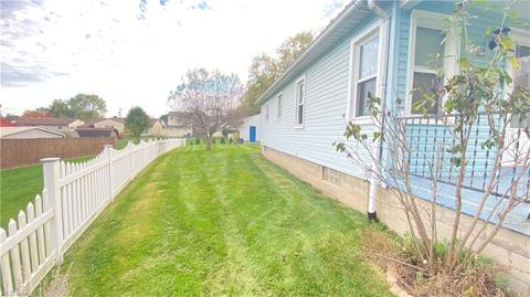 514 Spring St, Struthers, OH 44471 photo 16