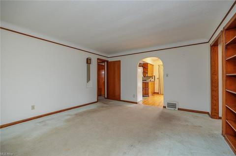 7295 State Rd, Parma, OH 44134 photo 8